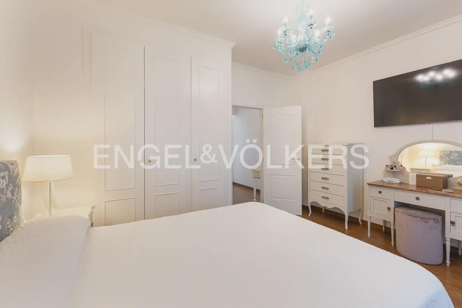 3 bedroom Townhouse for sale in Valencia city - € 799,000 (Ref: 10021438)