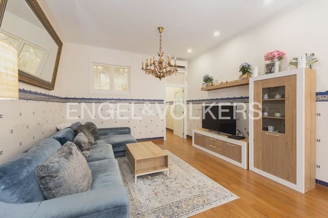 3 bedroom Townhouse for sale in Cabanyal-Canyamelar, Valencia city - € 799,000 (Ref: 10021438)