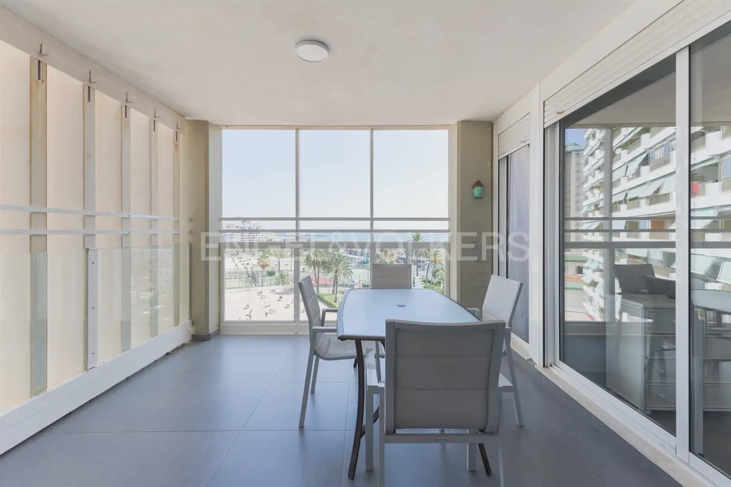2 Zimmer Wohnung zu vermieten in Puig mit Pool Garage - 1.000 € (Ref: 10021606)