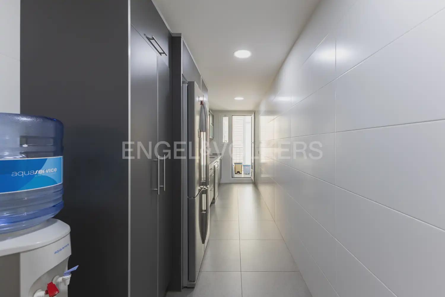 2 Zimmer Wohnung zu vermieten in Puig mit Pool Garage - 1.000 € (Ref: 10021606)