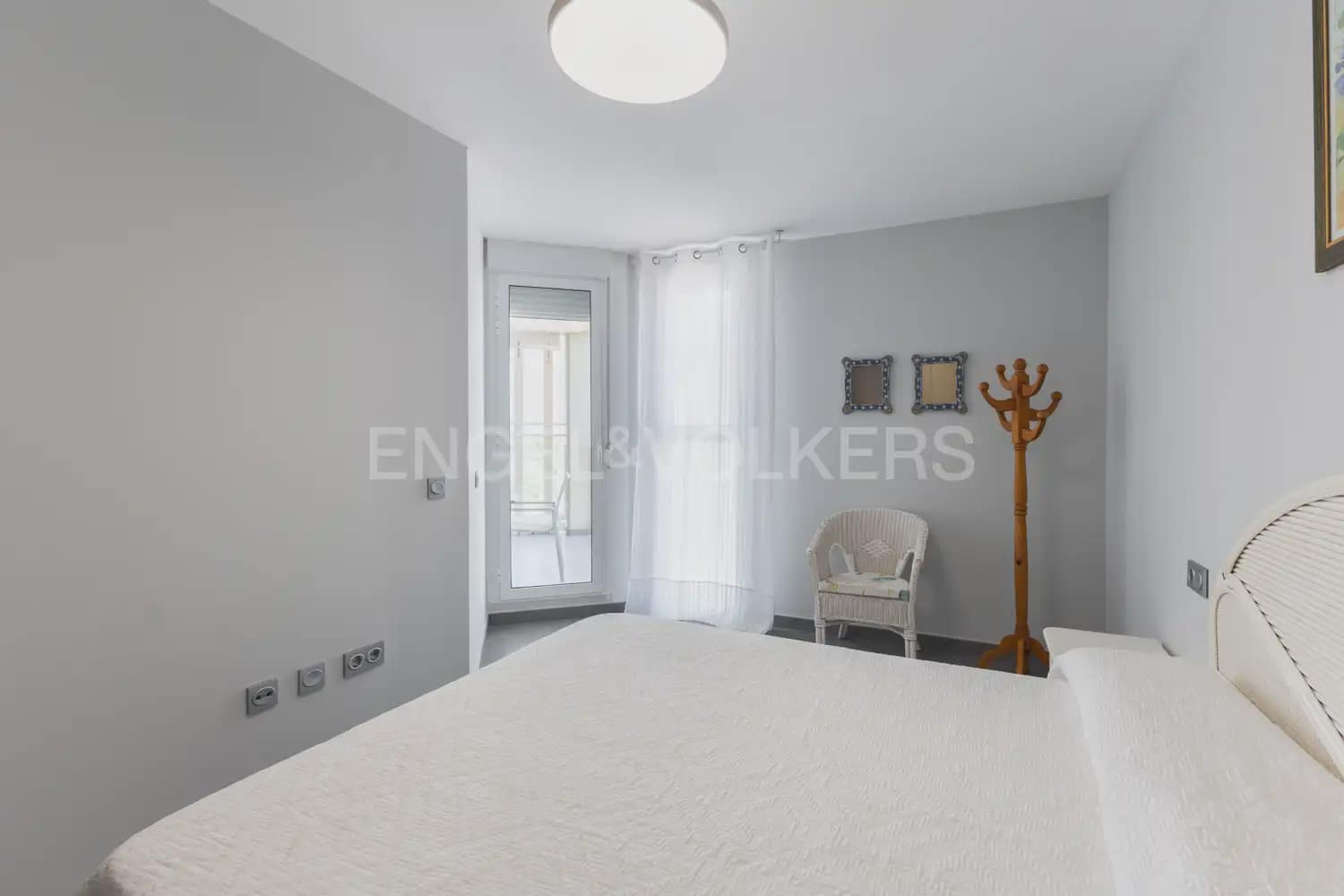 2 Zimmer Wohnung zu vermieten in Puig mit Pool Garage - 1.000 € (Ref: 10021606)