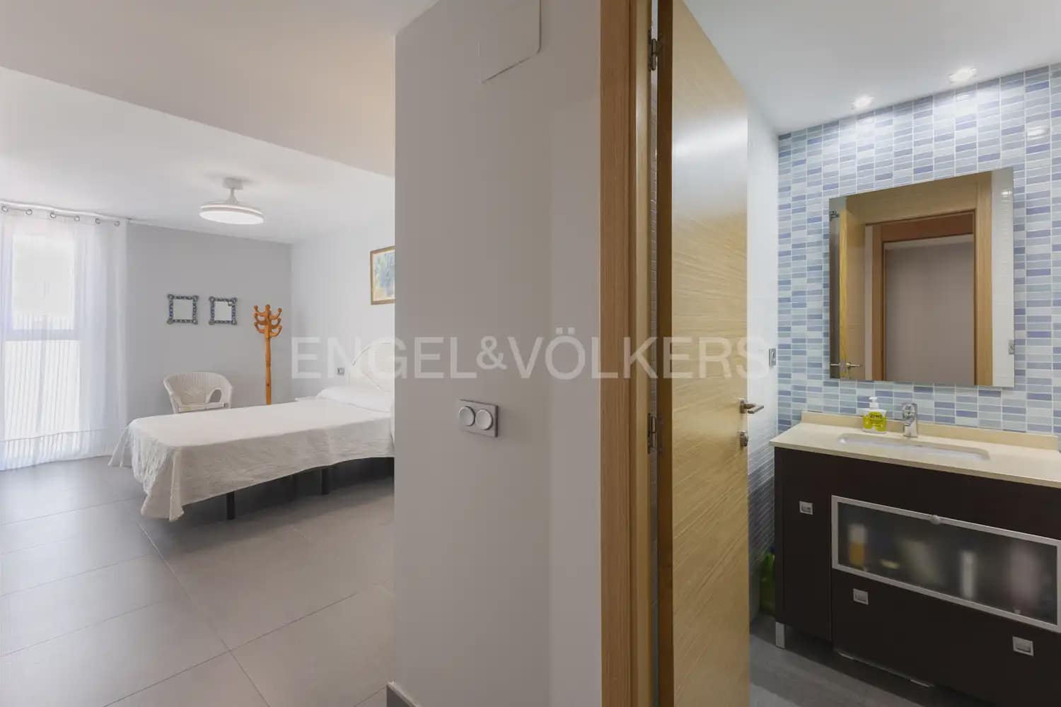2 Zimmer Wohnung zu vermieten in Puig mit Pool Garage - 1.000 € (Ref: 10021606)