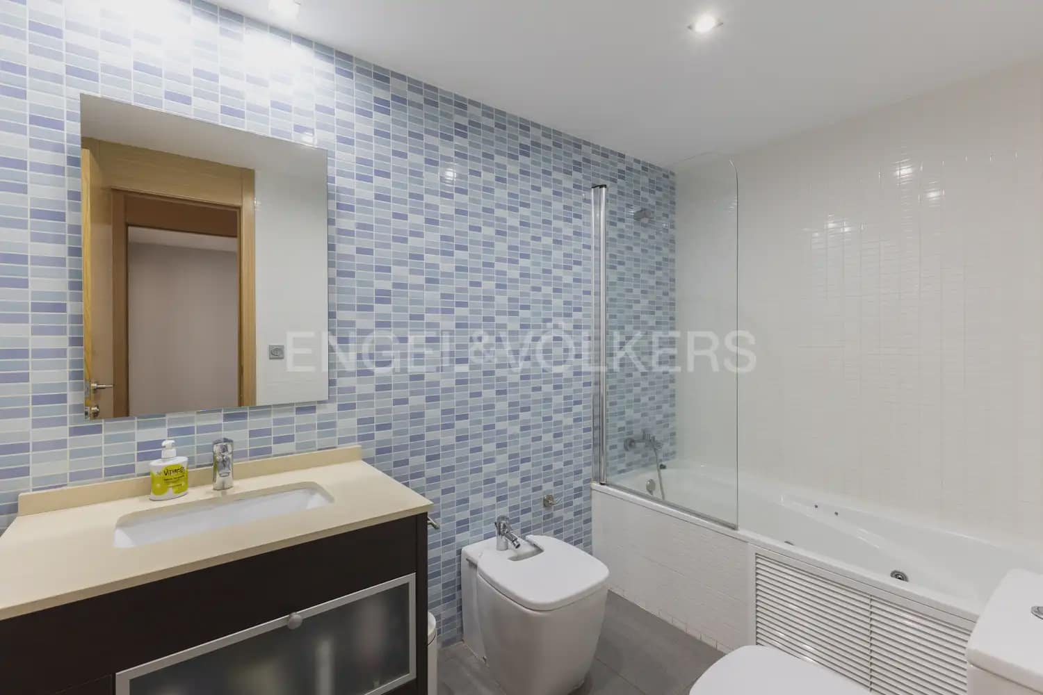 2 Zimmer Wohnung zu vermieten in Puig mit Pool Garage - 1.000 € (Ref: 10021606)