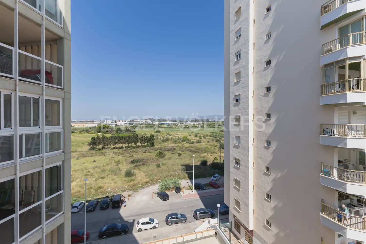 2 Zimmer Wohnung zu vermieten in Puig mit Pool Garage - 1.000 € (Ref: 10021606)