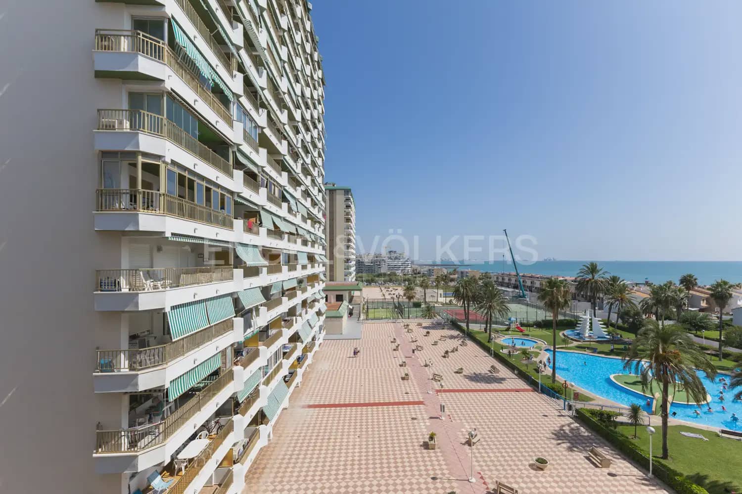 2 Zimmer Wohnung zu vermieten in Puig mit Pool Garage - 1.000 € (Ref: 10021606)