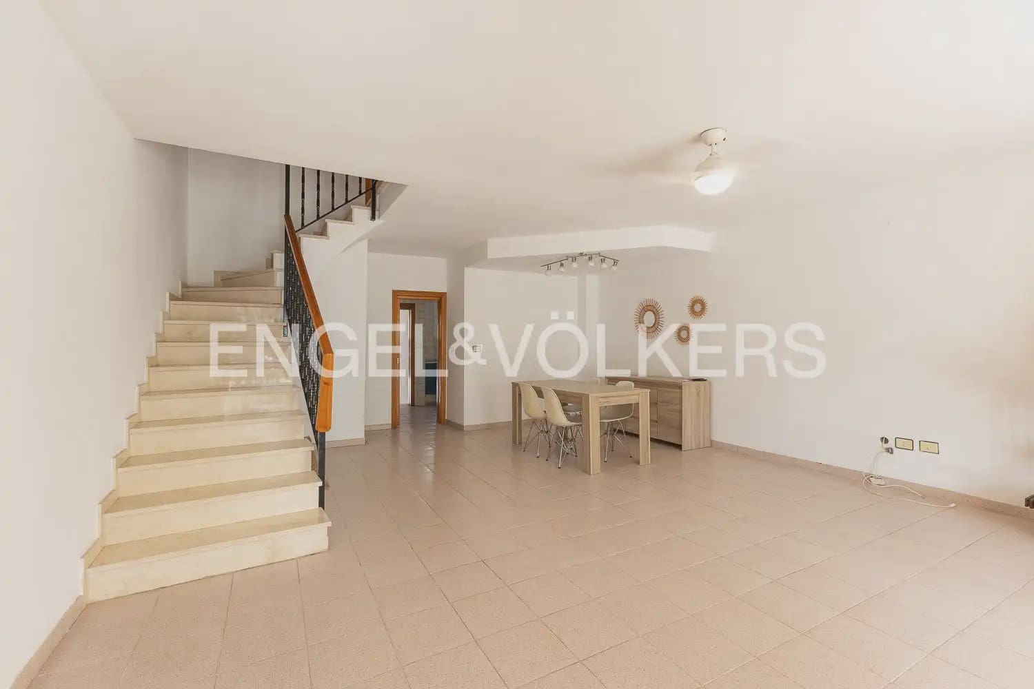 4 quarto Moradia em Banda para venda em Moncofa com garagem - 300 000 € (Ref: 10021608)