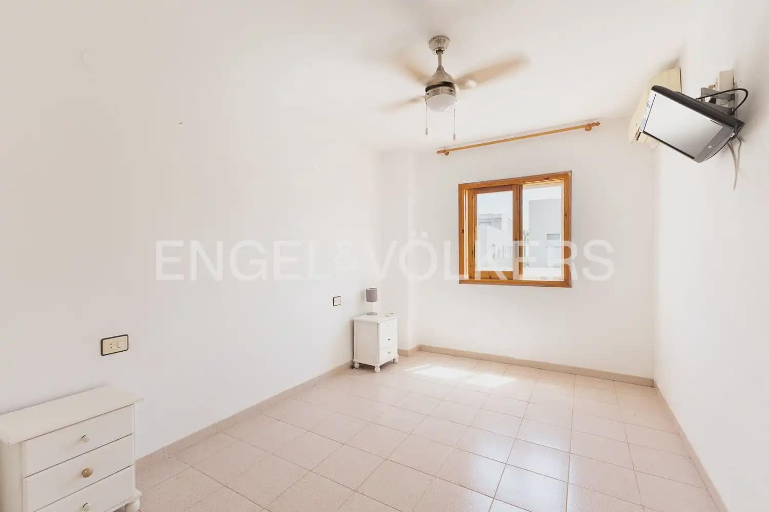 4 quarto Moradia em Banda para venda em Moncofa com garagem - 300 000 € (Ref: 10021608)