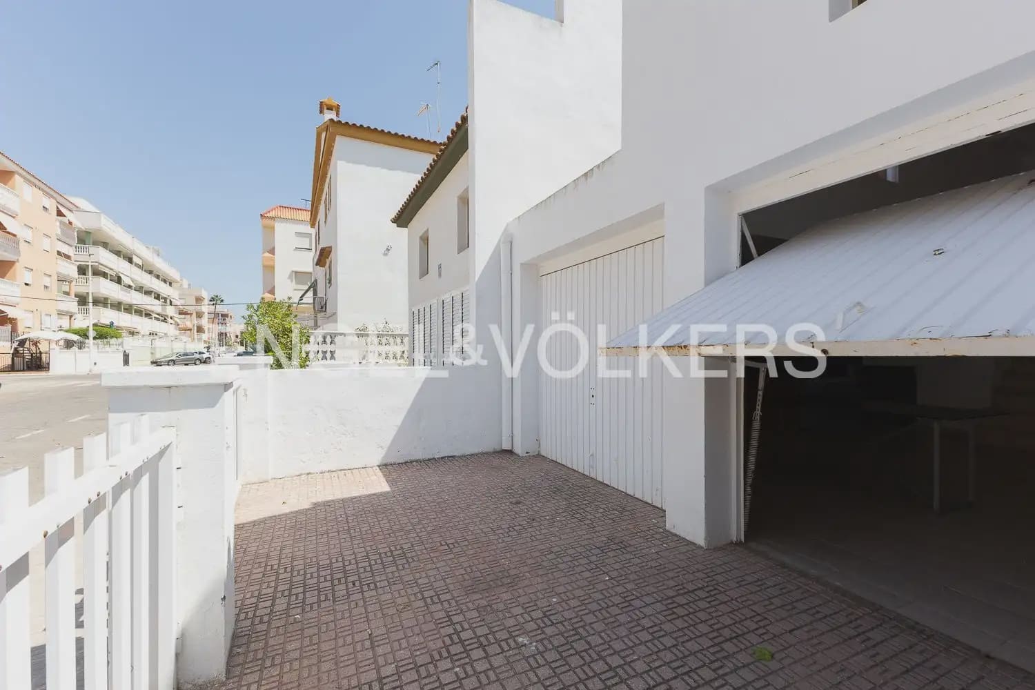 4 quarto Moradia em Banda para venda em Moncofa com garagem - 300 000 € (Ref: 10021608)