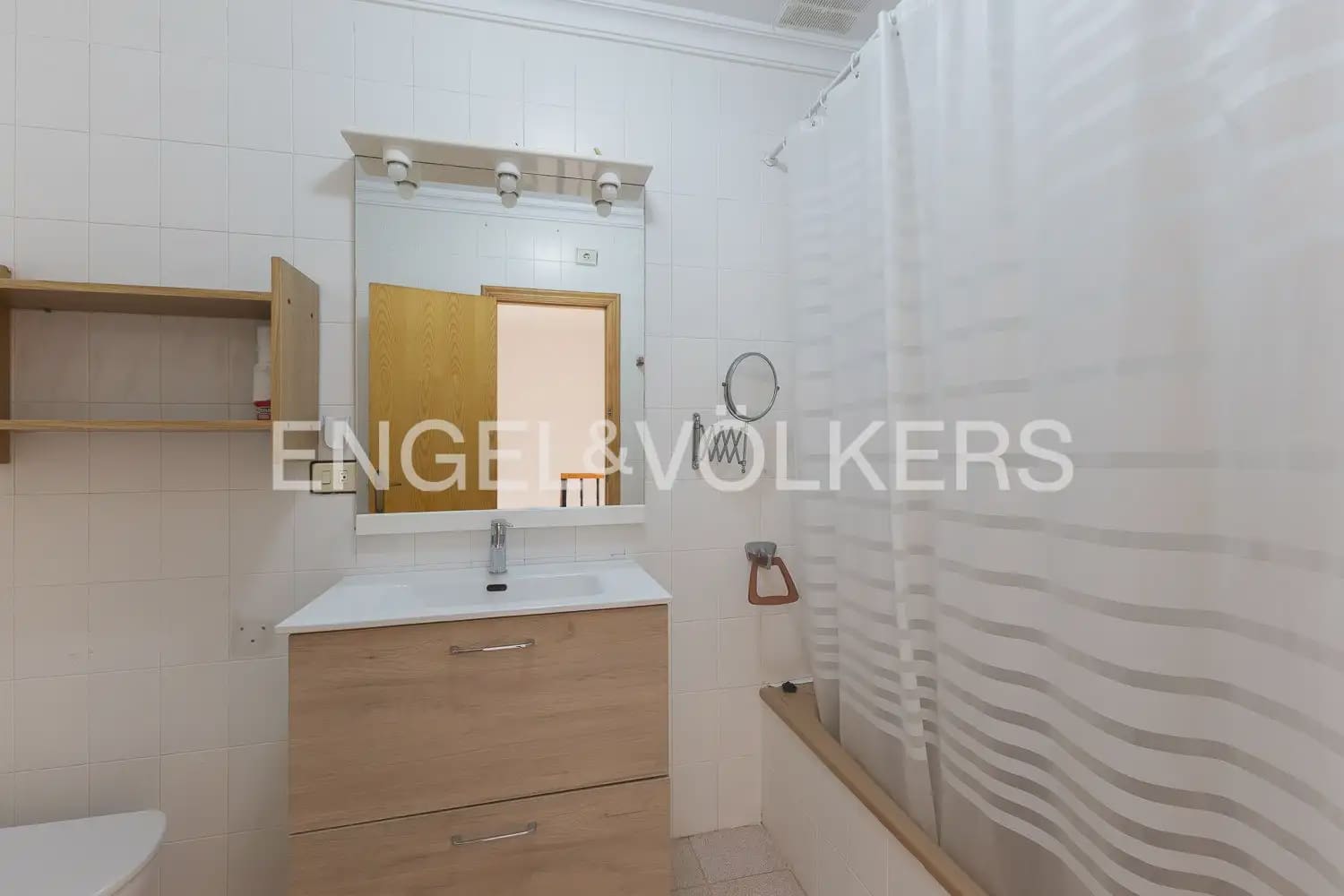 4 quarto Moradia em Banda para venda em Moncofa com garagem - 300 000 € (Ref: 10021608)
