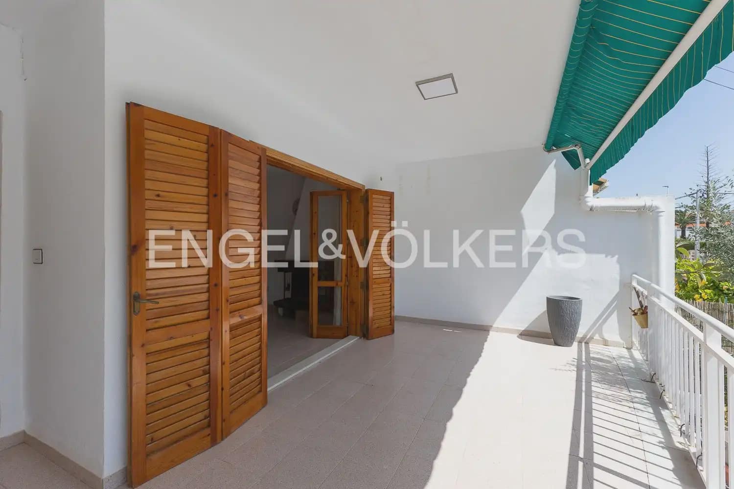 4 quarto Moradia em Banda para venda em Moncofa com garagem - 300 000 € (Ref: 10021608)