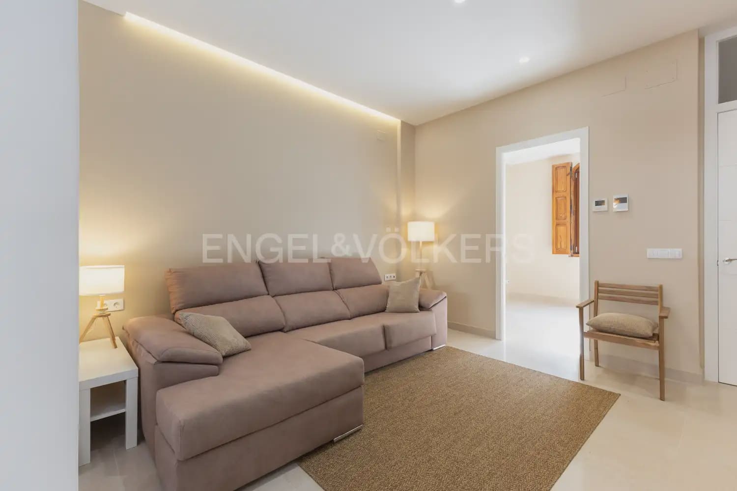 Maison de Ville de 4 chambres à louer à Valence ville - 3 500 € (Ref: 10021609)