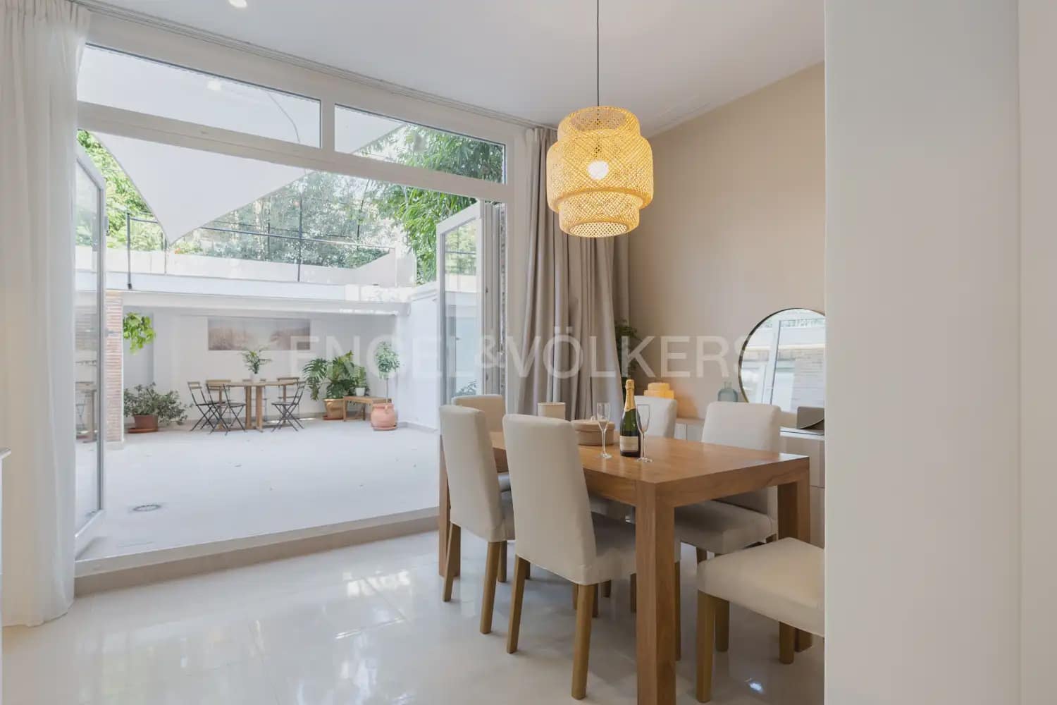Maison de Ville de 4 chambres à louer à Valence ville - 3 500 € (Ref: 10021609)