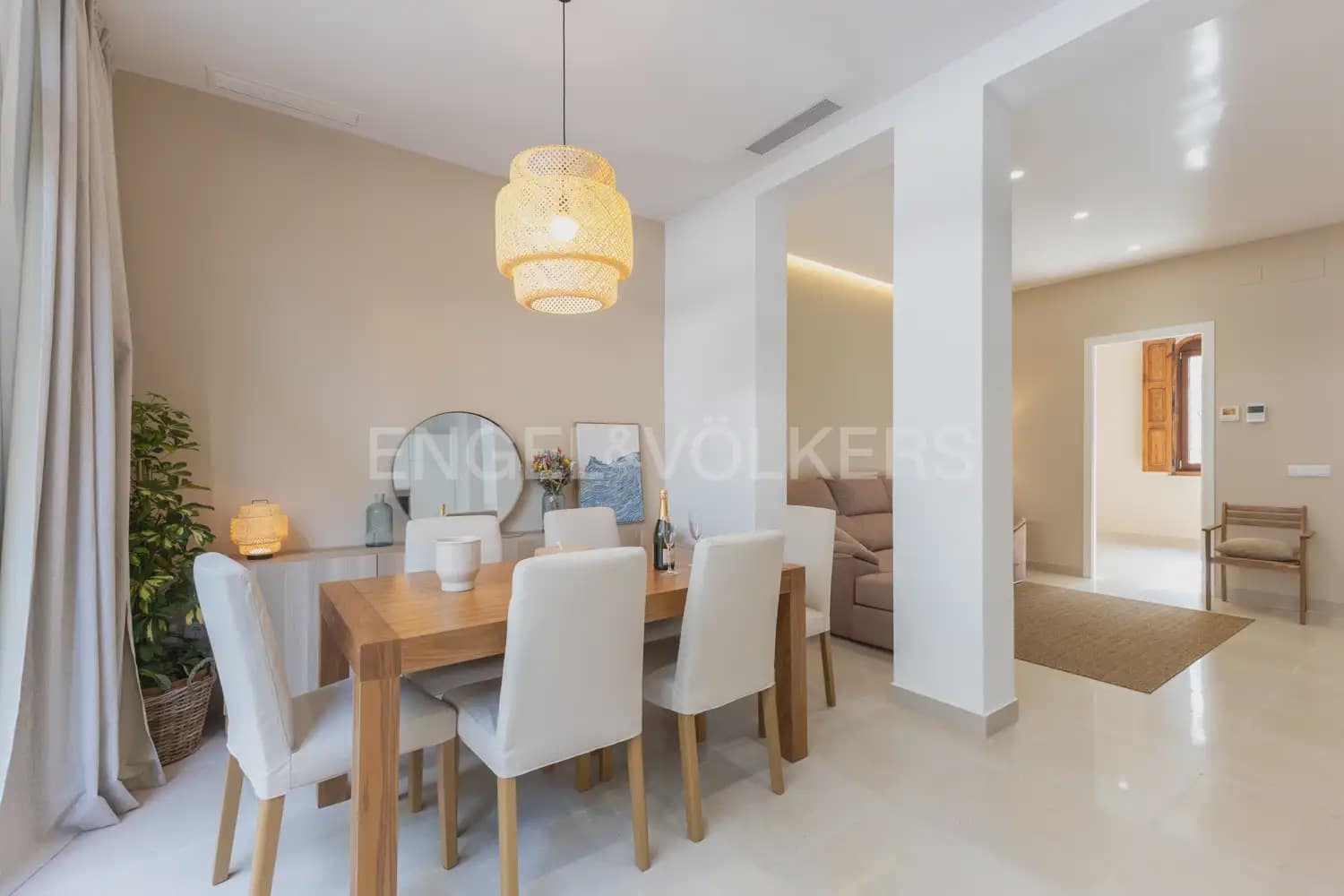 Maison de Ville de 4 chambres à louer à Valence ville - 3 500 € (Ref: 10021609)