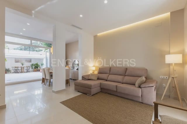 Maison de Ville de 4 chambres à louer à Els Orriols, Valence ville - 3 500 € (Ref: 10021609)