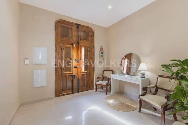 Maison de Ville de 4 chambres à louer à Els Orriols, Valence ville - 3 500 € (Ref: 10021609)