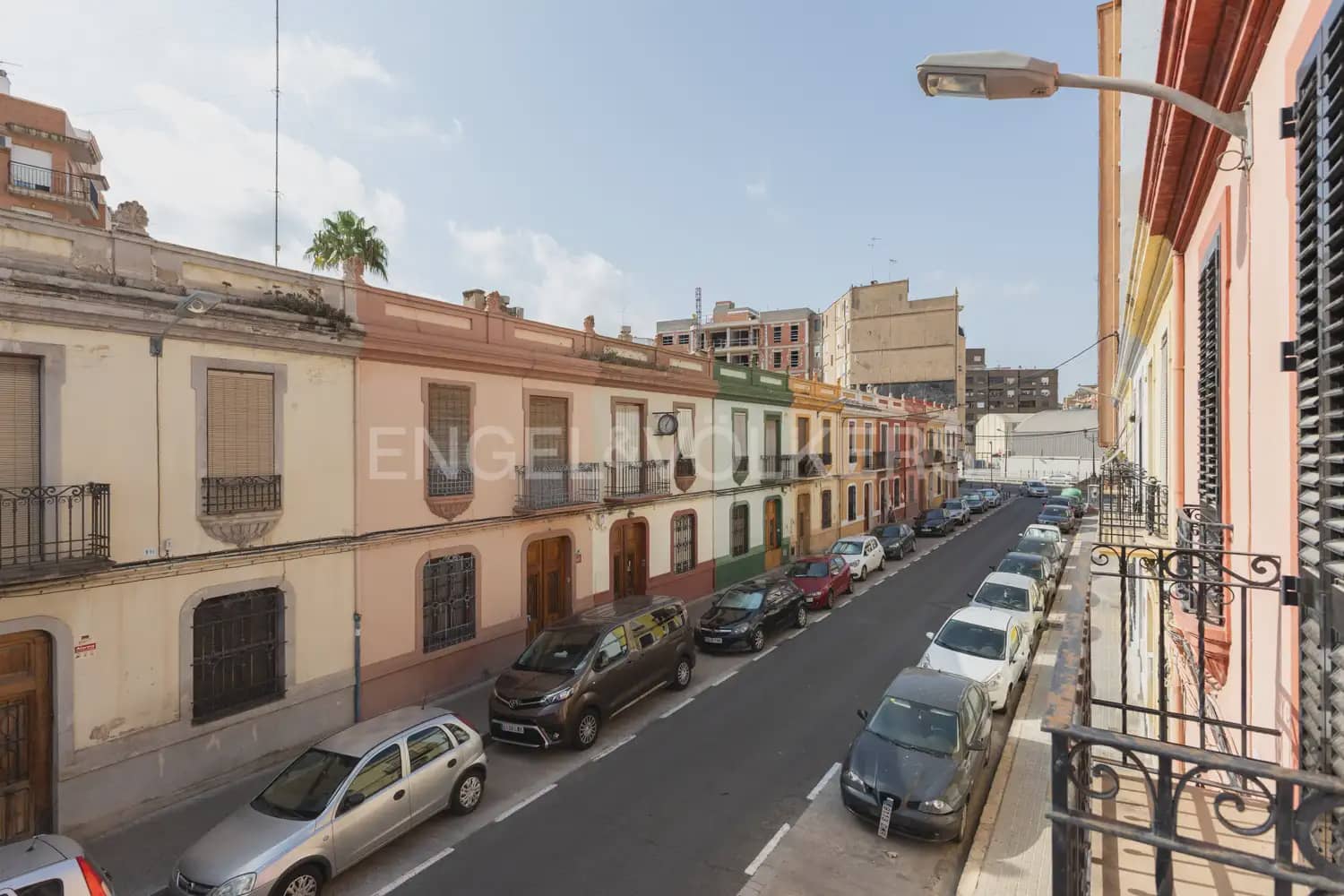 Maison de Ville de 4 chambres à louer à Valence ville - 3 500 € (Ref: 10021609)