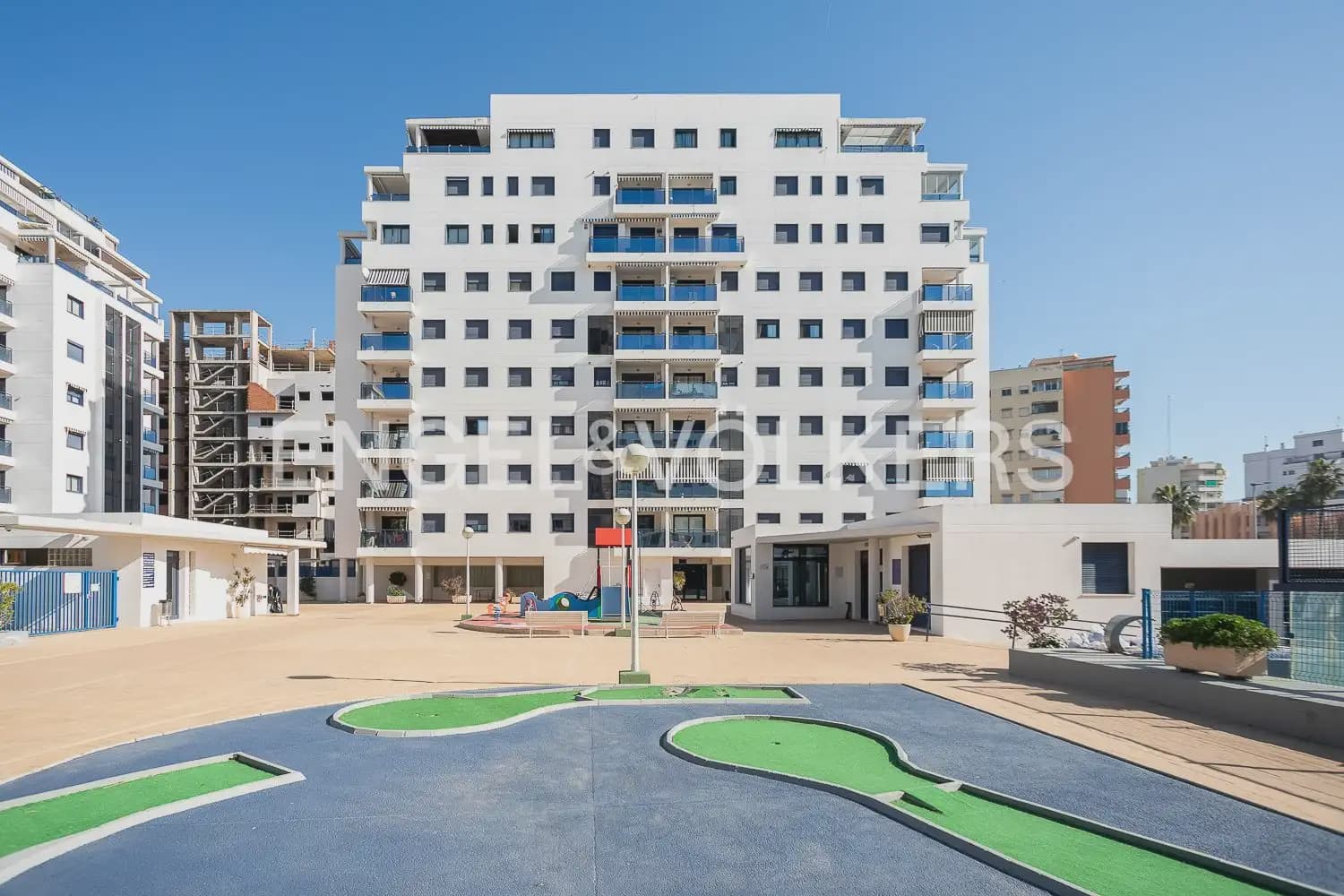 Appartement de 2 chambres à louer à La Pobla de Farnals avec piscine garage - 1 200 € (Ref: 10021676)