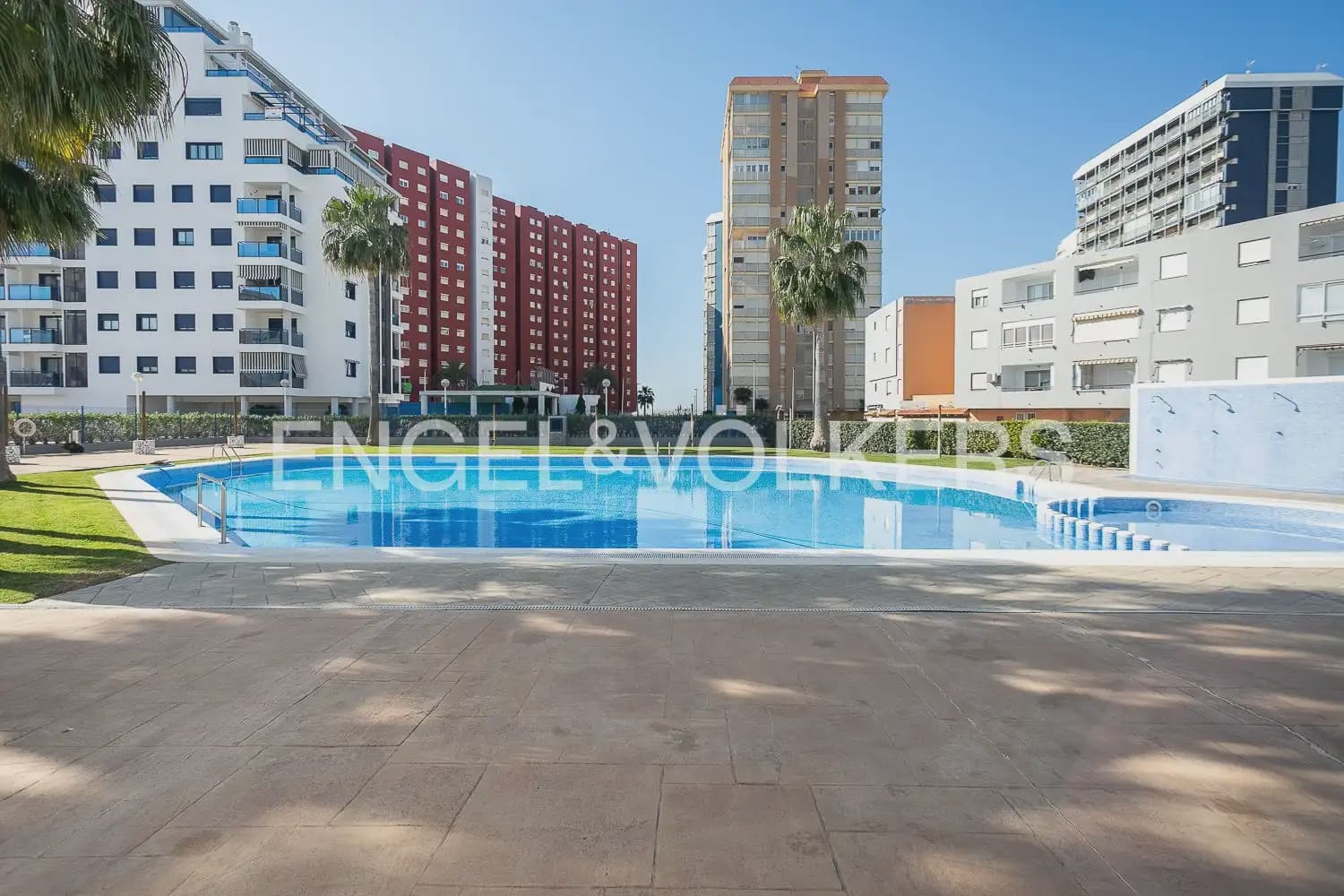 Appartement de 2 chambres à louer à La Pobla de Farnals avec piscine garage - 1 200 € (Ref: 10021676)