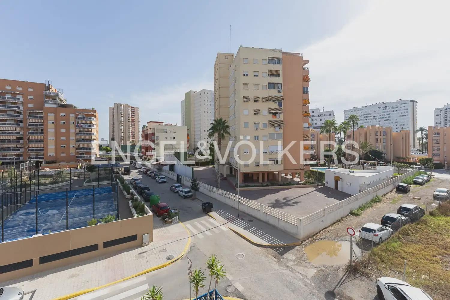 Appartement de 2 chambres à louer à La Pobla de Farnals avec piscine garage - 1 200 € (Ref: 10021676)