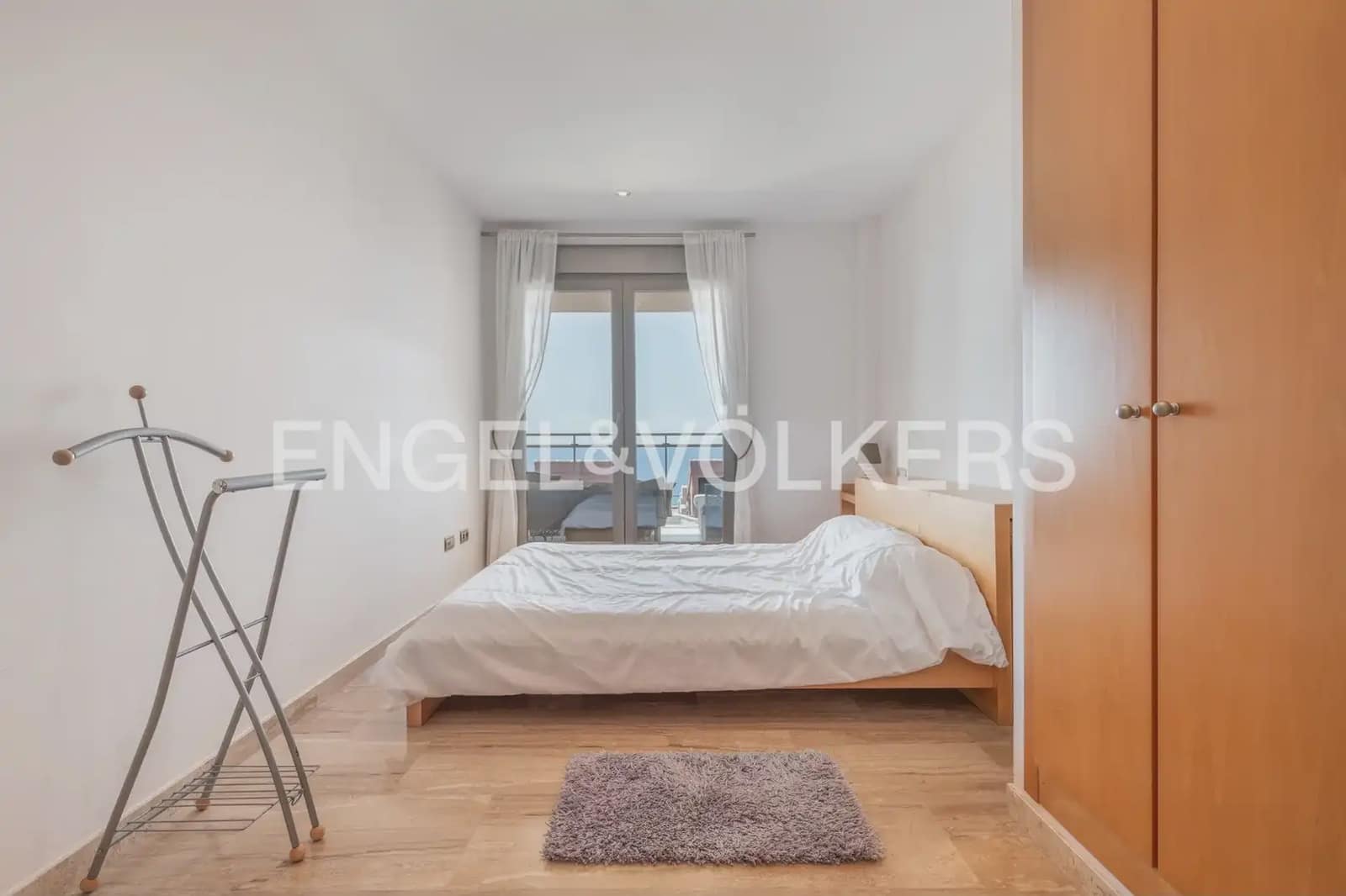 Appartement de 3 chambres à louer à Oropesa  avec piscine garage - 1 750 € (Ref: 10023263)