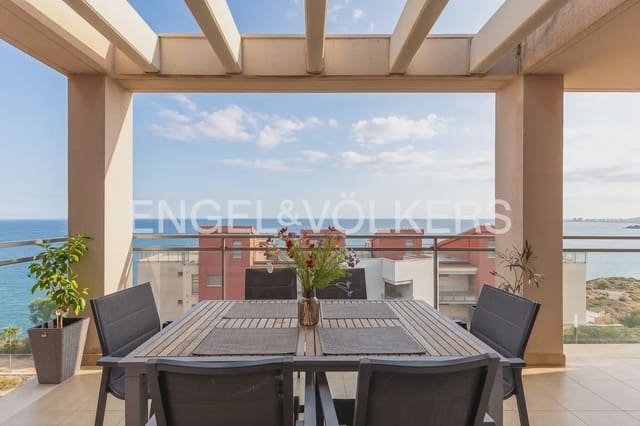 3 bedroom Flat for rent in Oropesa  with pool garage - € 1,750 (Ref: 10023263)