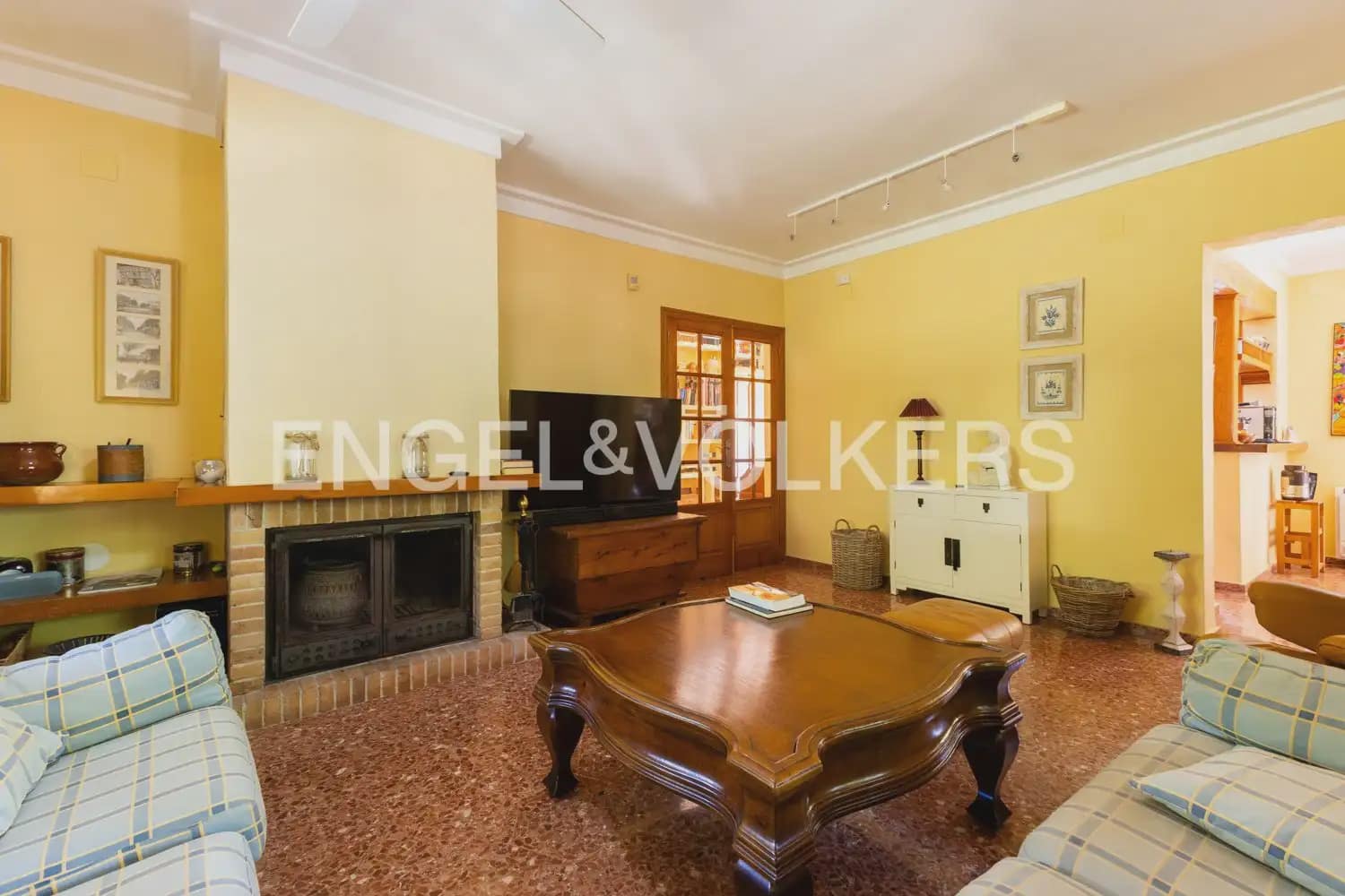 5 Zimmer Villa zu verkaufen in Denia mit Pool Garage - 1.200.000 € (Ref: 10023264)
