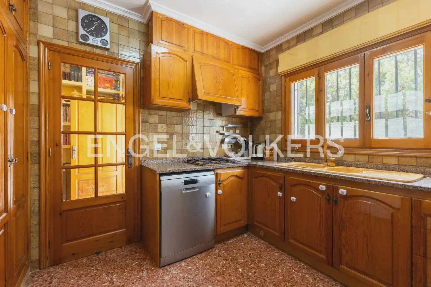 5 Zimmer Villa zu verkaufen in Denia mit Pool Garage - 1.200.000 € (Ref: 10023264)