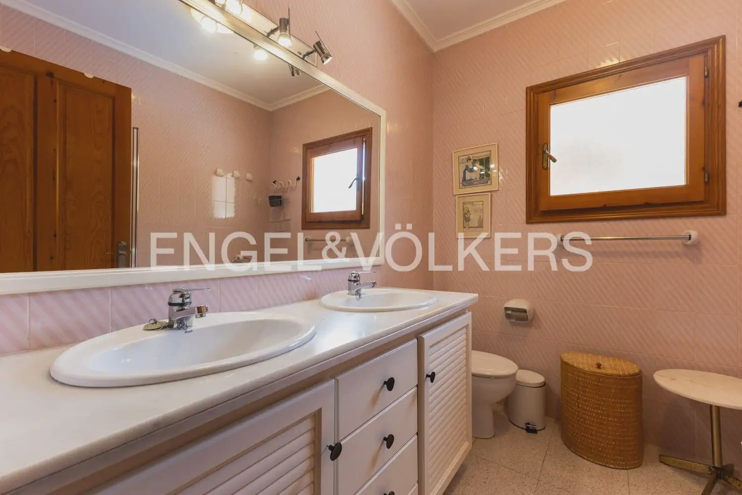 5 Zimmer Villa zu verkaufen in Denia mit Pool Garage - 1.200.000 € (Ref: 10023264)