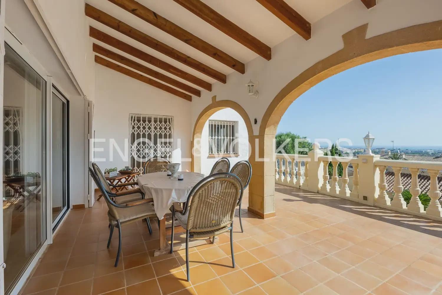 4 slaapkamer Villa te koop in Denia met zwembad - € 880.000 (Ref: 10023336)