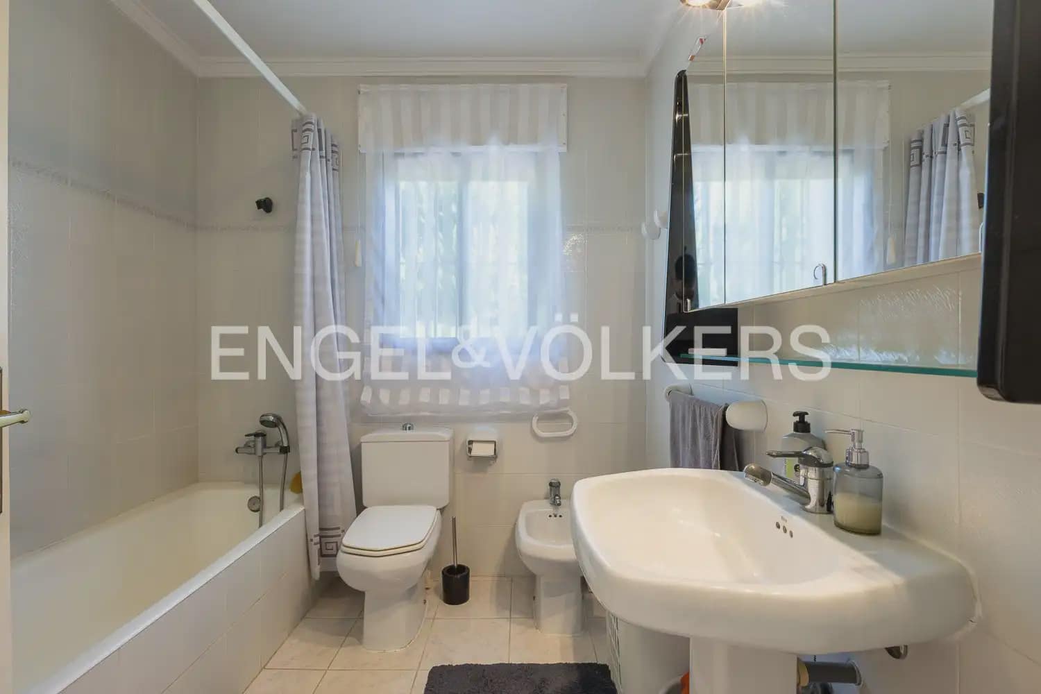 4 slaapkamer Villa te koop in Denia met zwembad - € 880.000 (Ref: 10023336)