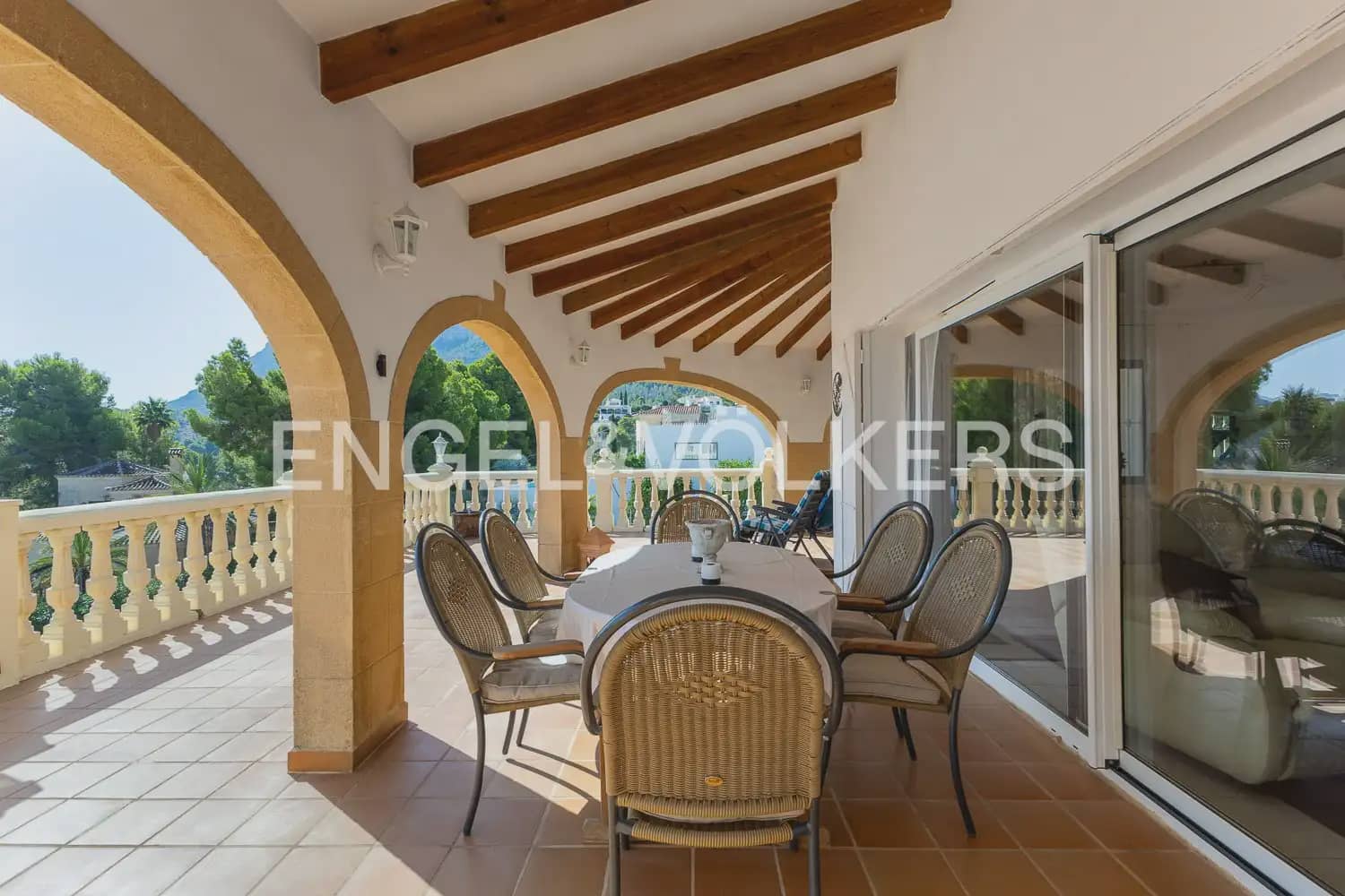 4 slaapkamer Villa te koop in Denia met zwembad - € 880.000 (Ref: 10023336)