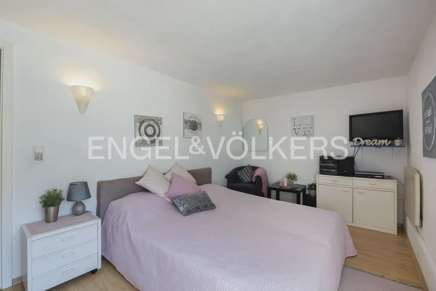 4 slaapkamer Villa te koop in Denia met zwembad - € 880.000 (Ref: 10023336)
