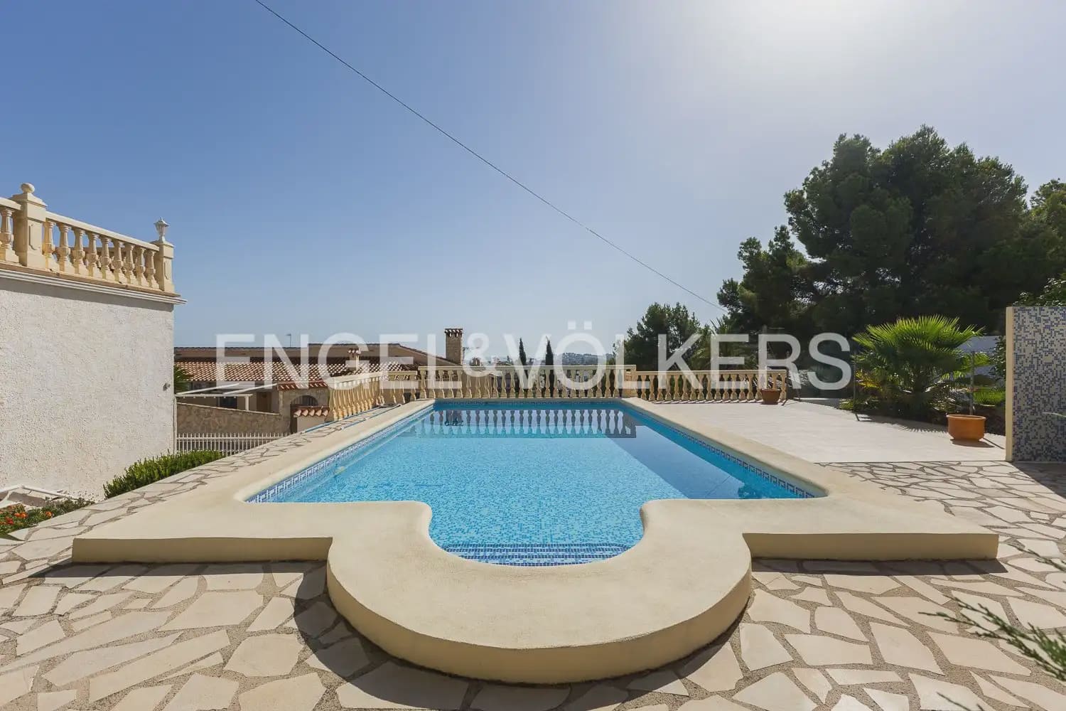 4 slaapkamer Villa te koop in Denia met zwembad - € 880.000 (Ref: 10023336)