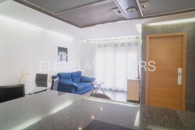 3 soveværelse Lejlighed til leje i Sant Antoni, Valencia by - € 1.200 (Ref: 10023395)