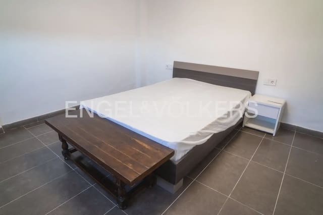 3 soveværelse Lejlighed til leje i Sant Antoni, Valencia by - € 1.200 (Ref: 10023395)