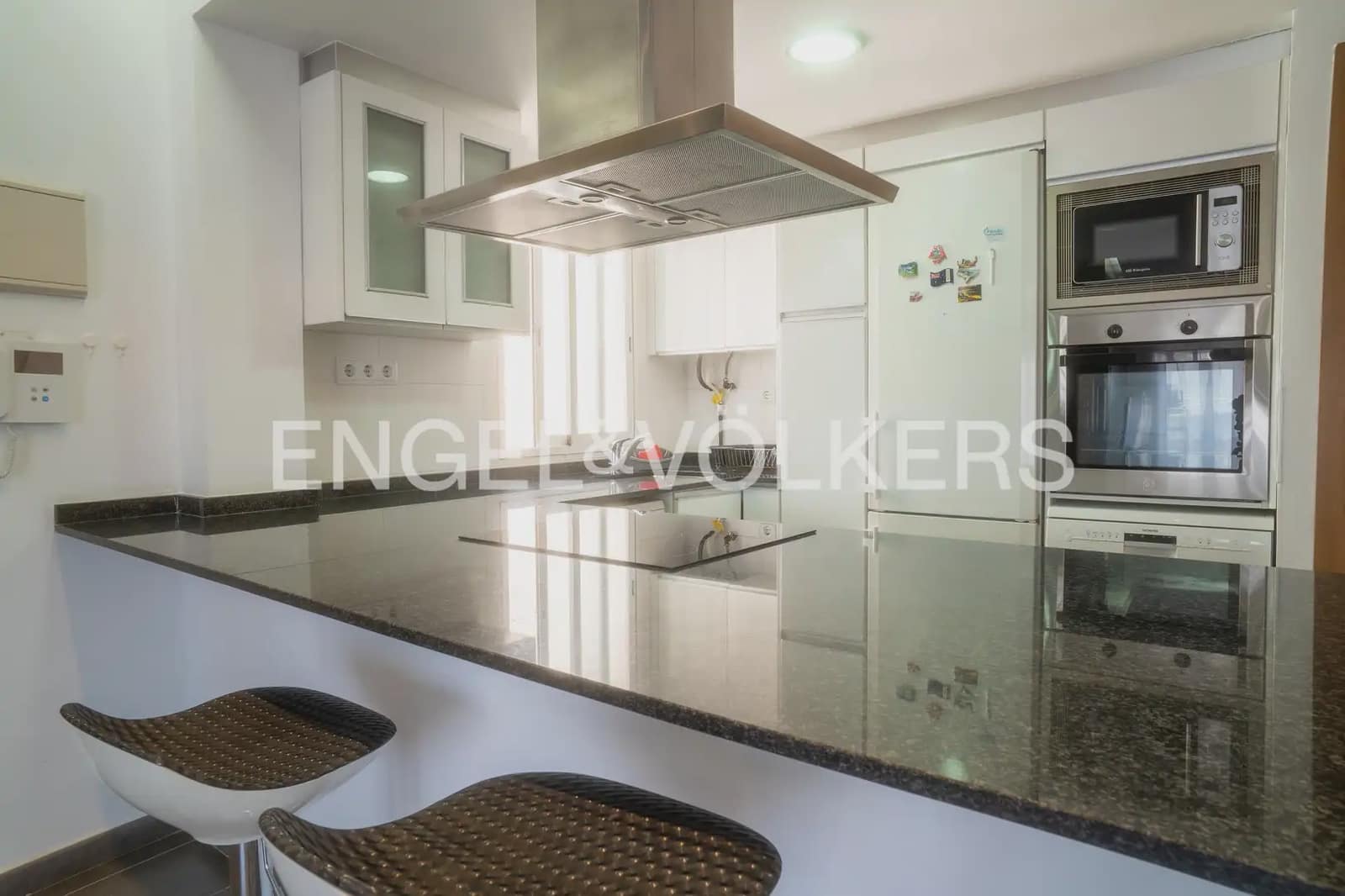 3 soveværelse Lejlighed til leje i Valencia by - € 1.200 (Ref: 10023395)