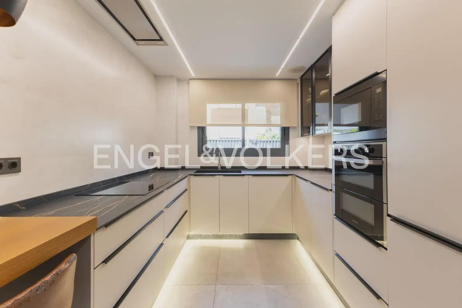 3 soverom Villa til salgs i Pucol med svømmebasseng garasje - € 835 000 (Ref: 10023396)