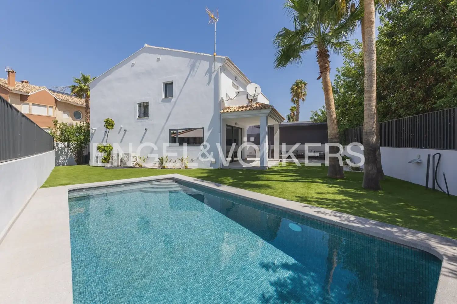 3 soverom Villa til salgs i Pucol med svømmebasseng garasje - € 835 000 (Ref: 10023396)