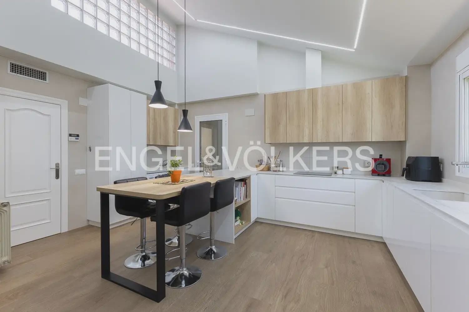 5 slaapkamer Villa te koop in Sagunto / Sagunt met zwembad garage - € 995.000 (Ref: 10023397)