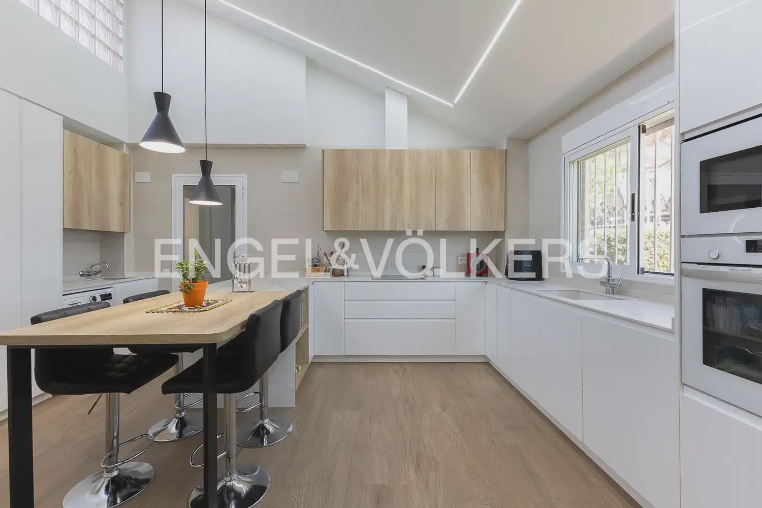 5 slaapkamer Villa te koop in Sagunto / Sagunt met zwembad garage - € 995.000 (Ref: 10023397)