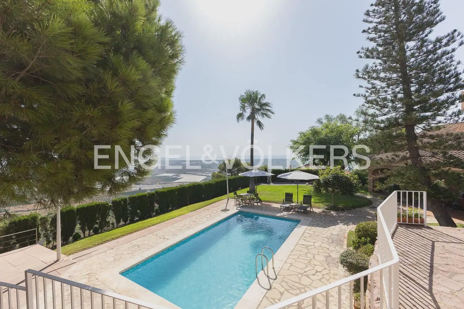 5 slaapkamer Villa te koop in Sagunto / Sagunt met zwembad garage - € 995.000 (Ref: 10023397)