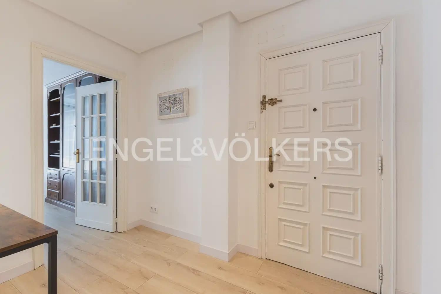 Piso de 3 habitaciones en València ciudad en alquiler - 1.700 € (Ref: 10024877)