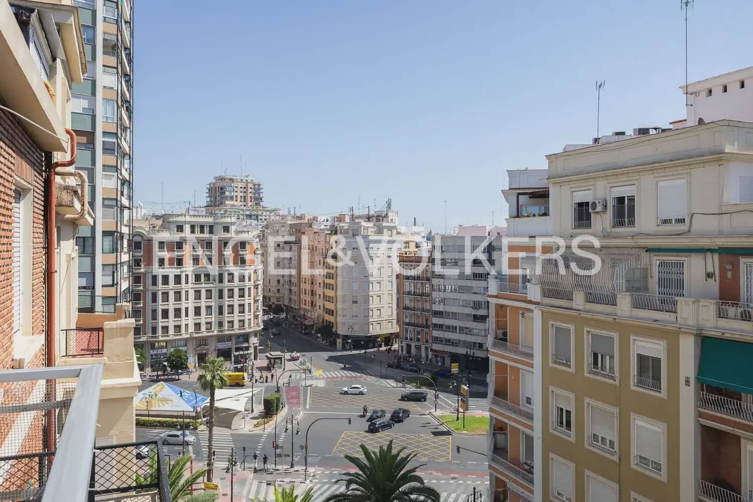 Piso de 3 habitaciones en València ciudad en alquiler - 1.700 € (Ref: 10024877)