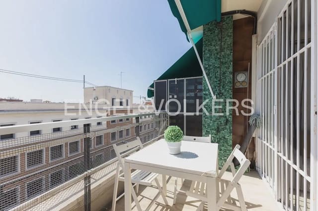 Piso de 3 habitaciones en Arrancapins, València ciudad en alquiler - 1.700 € (Ref: 10024877)