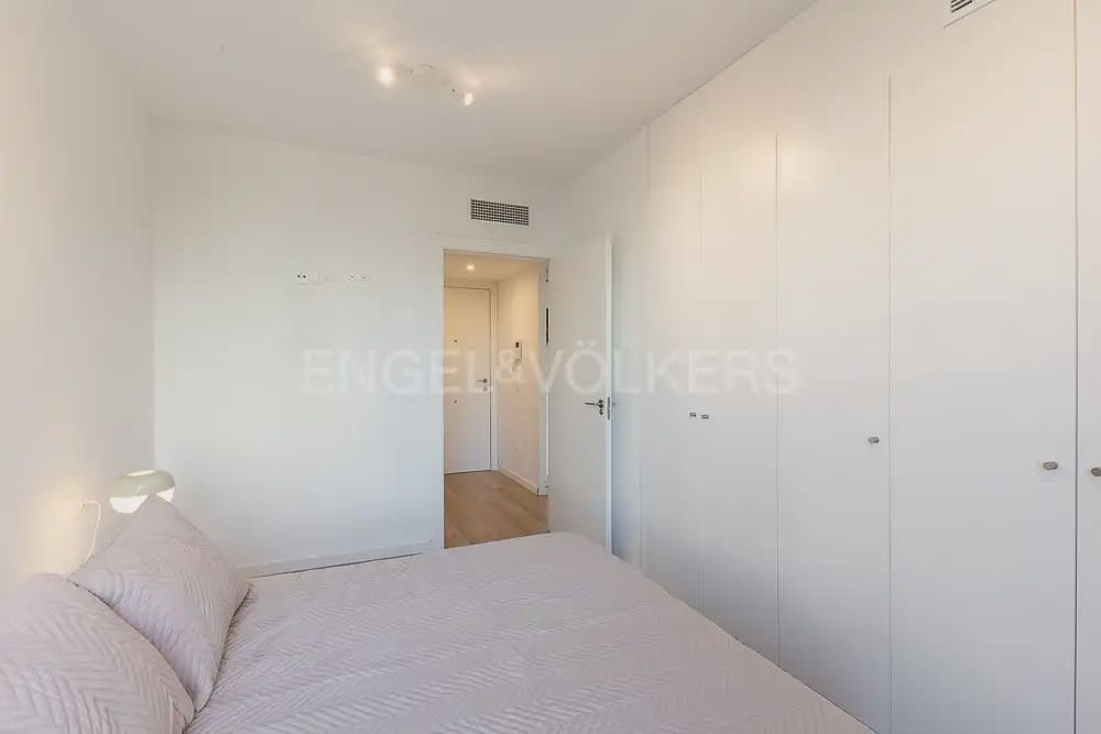 1 sovrum Lägenhet att hyra i Valencia stad med garage - 1 400 € (Ref: 10024878)