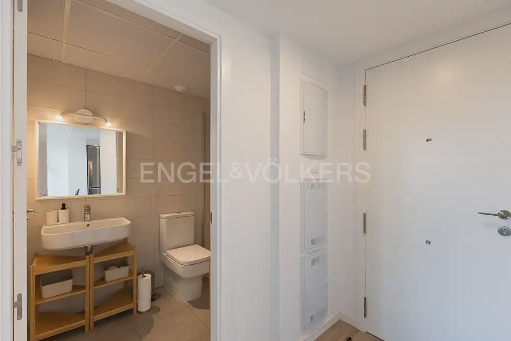 1 sovrum Lägenhet att hyra i Valencia stad med garage - 1 400 € (Ref: 10024878)