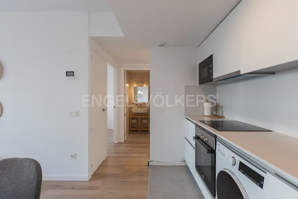 1 sovrum Lägenhet att hyra i Valencia stad med garage - 1 400 € (Ref: 10024878)