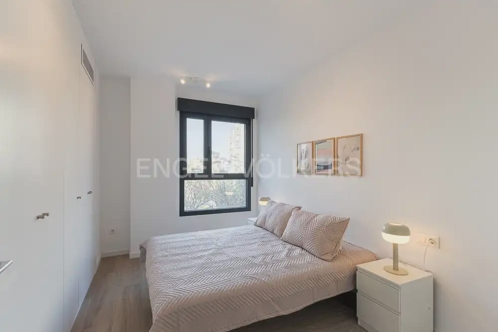 1 sovrum Lägenhet att hyra i Valencia stad med garage - 1 400 € (Ref: 10024878)