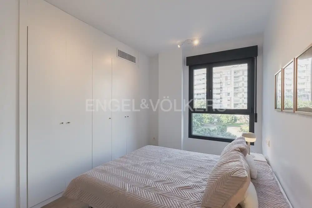 1 sovrum Lägenhet att hyra i Valencia stad med garage - 1 400 € (Ref: 10024878)
