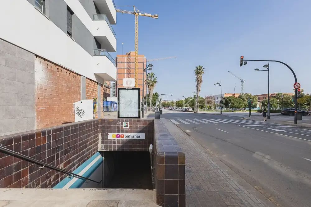 1 sovrum Lägenhet att hyra i Valencia stad med garage - 1 400 € (Ref: 10024878)